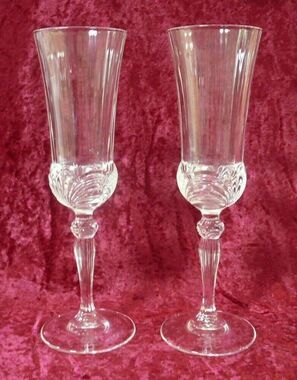 RCR Royal Crystal Rock 2 Fluted Champagne Glasses Aurea 8 1/2" Italy